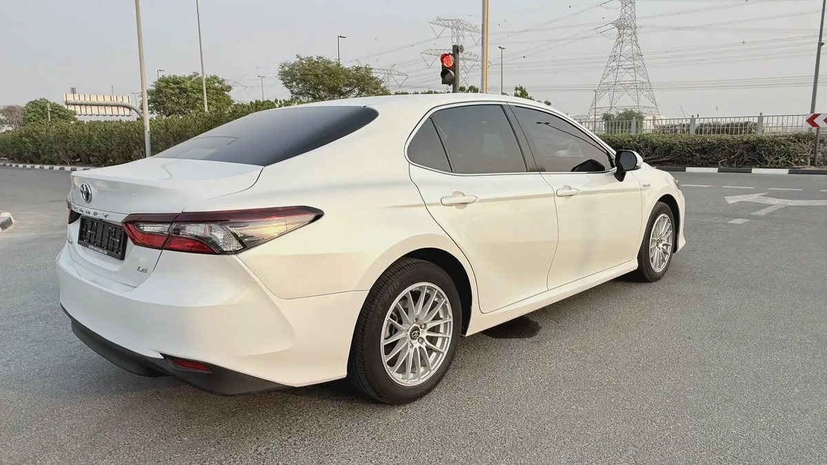 Toyata Camry LE Hybrid 2021 GCC specs, Free offers! Bank loan can be arranged!-8-8
