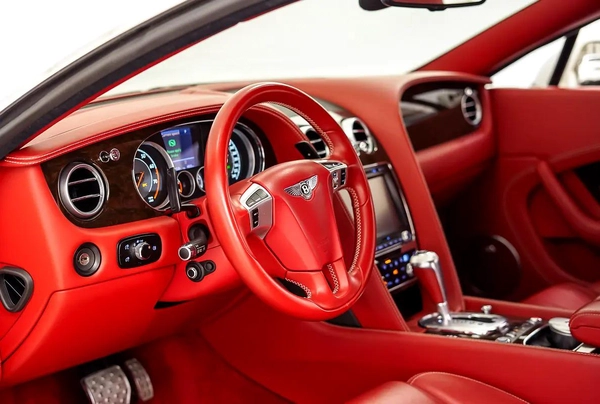 2790 PM | BENTLEY CONTINENTAL GT SPEED 2013 | NAIM AUDIO | PRISITNE CONDITION |1 YEAR WARRANTY|GCC