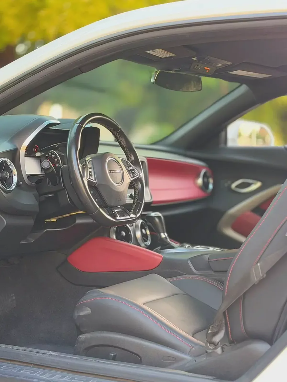 2019 Chevrolet Camaro LS - American Specs - Sporty  Sleek Performance-8-8