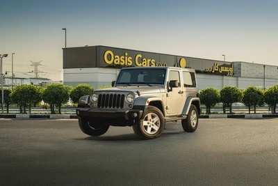 Jeep Wrangler Sahara 3.6L V6 2016 GCC Low Mileage Partial Service History-0