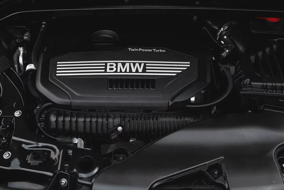 1,665 P.M | Full BMW History (AGMC) | 0% Downpayment | Under Warranty!-13-13