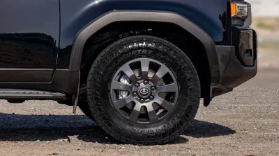 Toyota Prado ADVENTURE TOYOTA PRADO 250 WX 2.4P AT ADVENTURE – BLACK-12