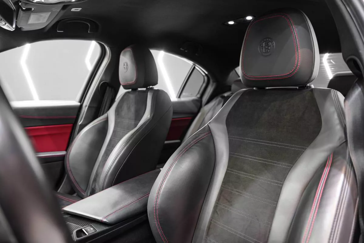 Alfa Romeo Giulia Quadrifoglio-3-3