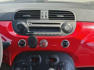 2012 Fiat 500 Sport 1.4L-8