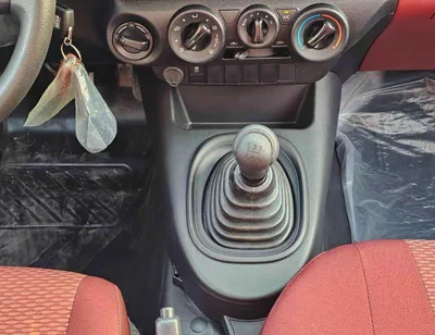 Toyota Hilux GLSG SINGLE CABIN || 2.7L PETROL M/T 4WD / DVD+CAMERA (CODE # GLS-G-SC)-11