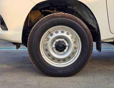 Toyota Hilux GLSG SINGLE CABIN || 2.7L PETROL M/T 4WD / DVD+CAMERA (CODE # GLS-G-SC)-5