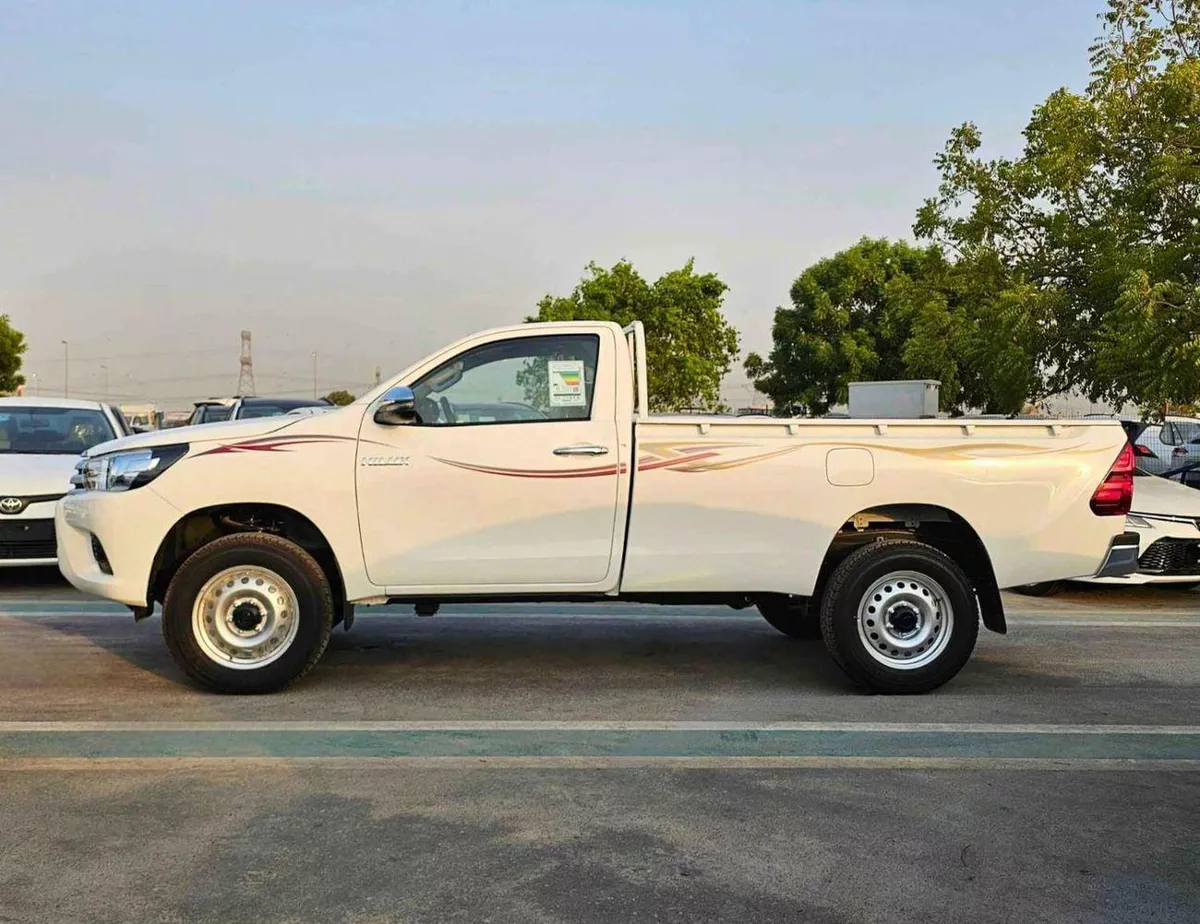 Toyota Hilux GLSG SINGLE CABIN || 2.7L PETROL M/T 4WD / DVD+CAMERA (CODE # GLS-G-SC)-3-0