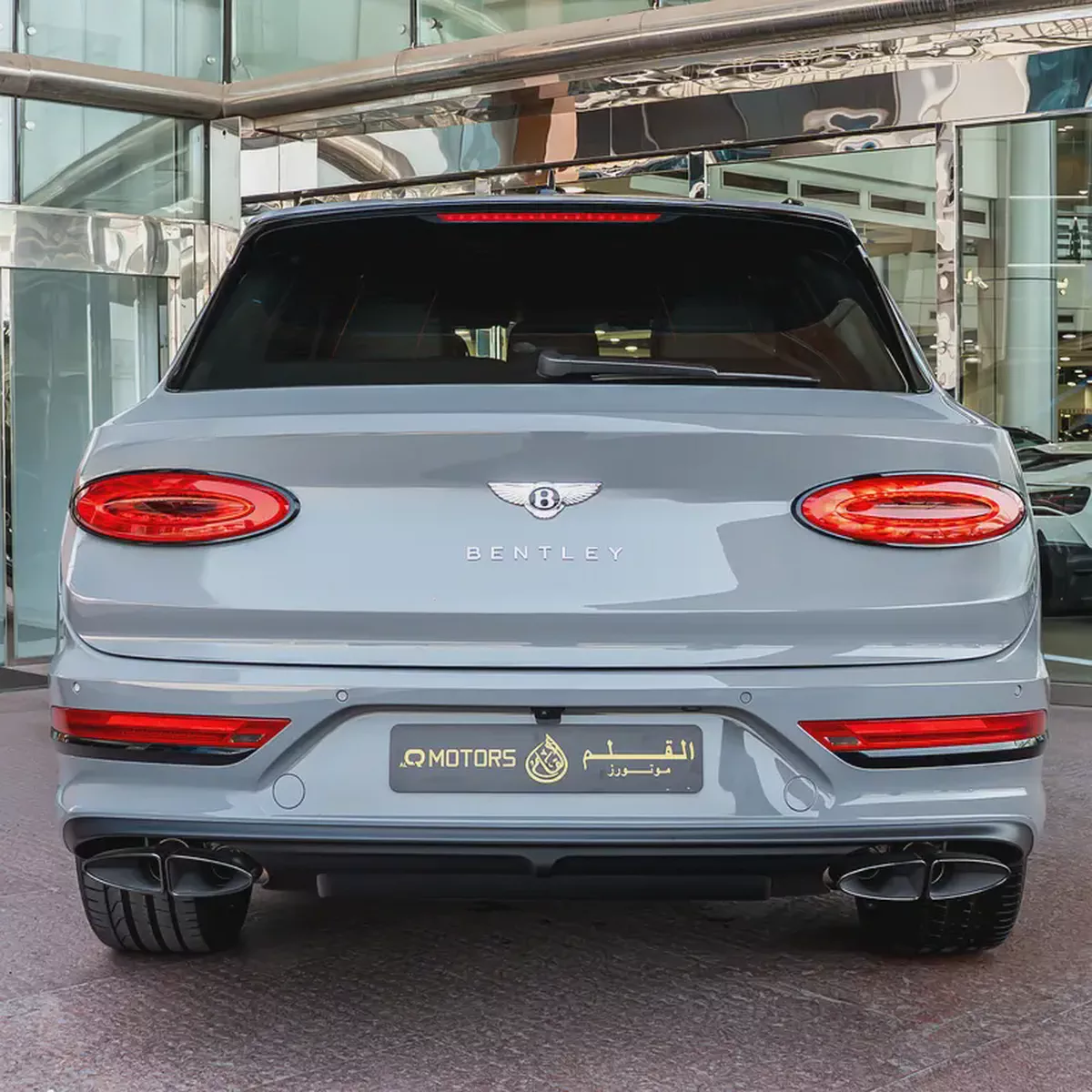 Bentley Bentayga EWB V8 2023  DONE ONLY 300KM-3-3