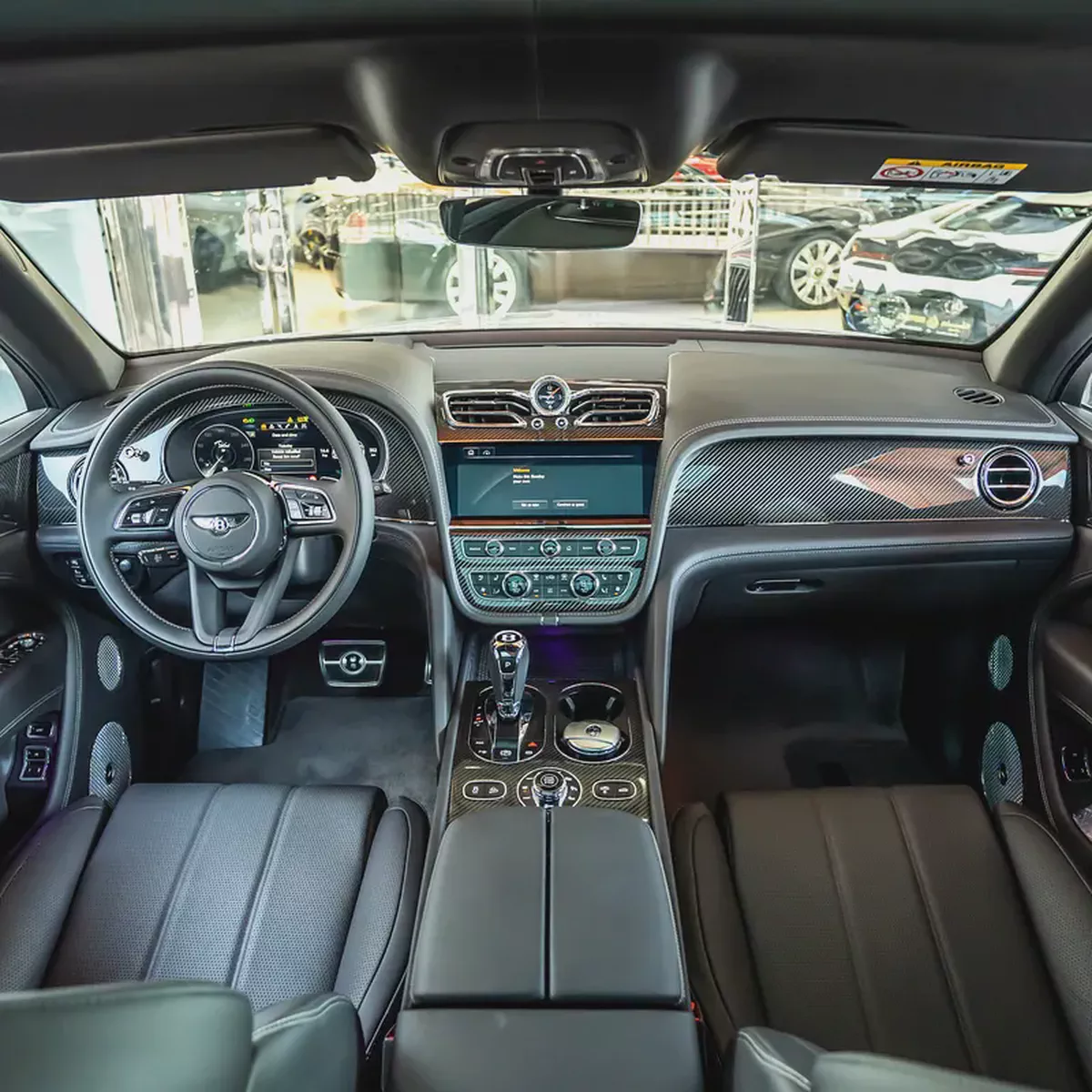 Bentley Bentayga EWB V8 2023  DONE ONLY 300KM-8-8