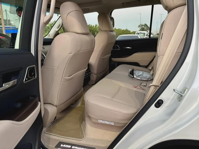 2026 Toyota Land Cruiser VXR 4.0L GCC Specs-12