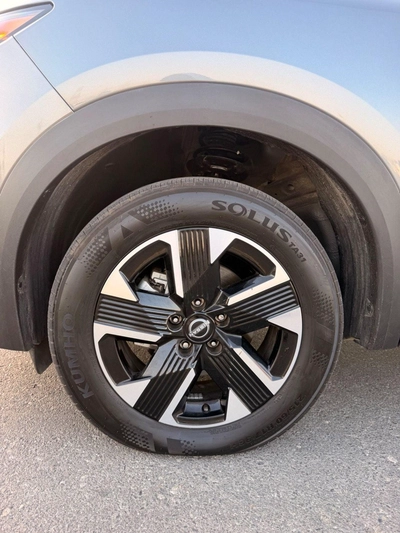 Nissan Kicks SV 2025-18