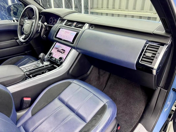 Land Rover Range Rover Sport 2020 | GCC | Full Range Rover Service History