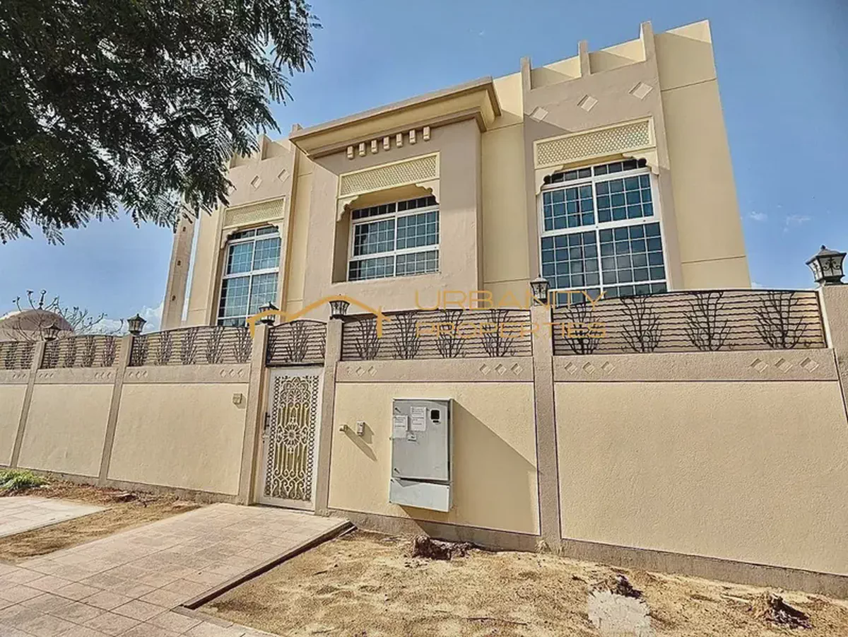 Commercial Villa for Rent in Jumeirah 1 | Premium Fully Fitted Space in Prime Dubai Location