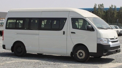 Toyota Hiace Toyota Hiace 2.5L High Roof Diesel old ship 2024-1