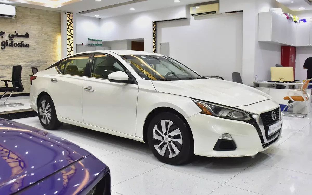 AED 593 EMi at 0% DP | Nissan Altima ( 2020 Model ) in White Color GCC Specs-2-2