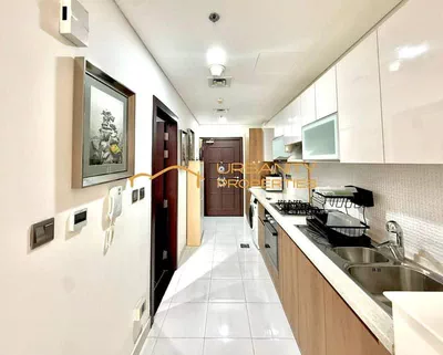 Fully Furnished | Open View | Bright Unit | Vacant | Flexible Chqs-5