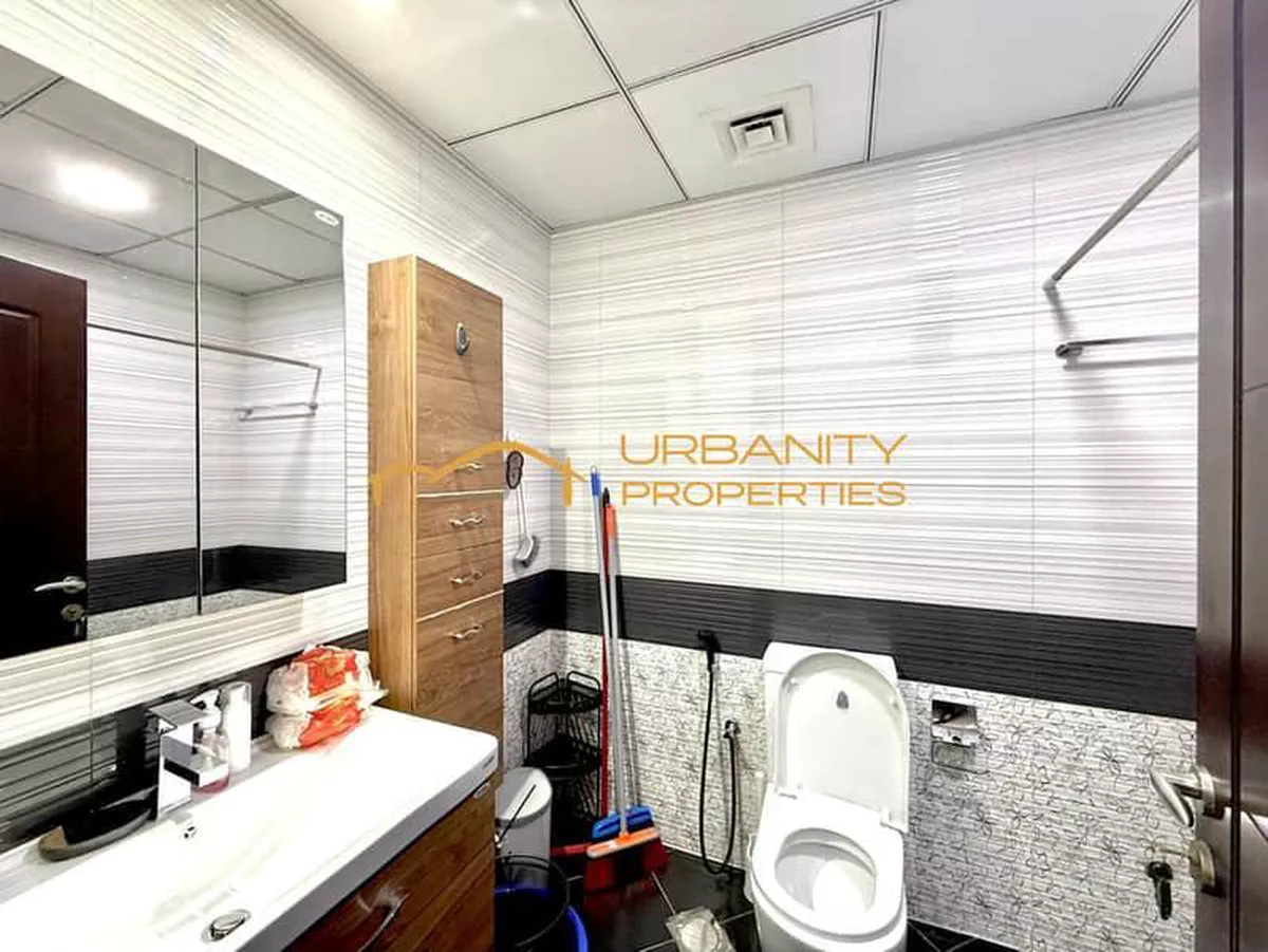 Fully Furnished | Open View | Bright Unit | Vacant | Flexible Chqs-6-6