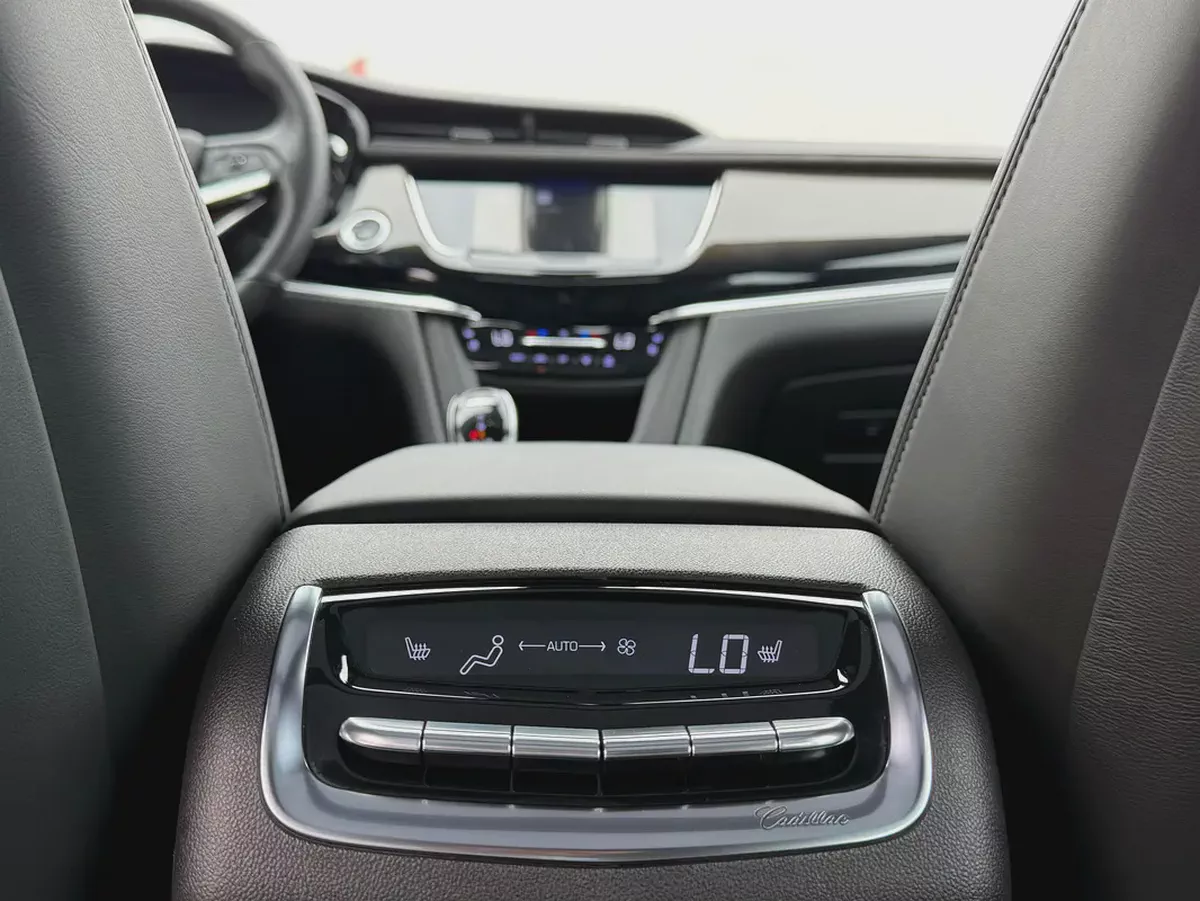 Cadillac XT6 Black Edition 2022 - Korean Specs - Perfect Condition-12-12