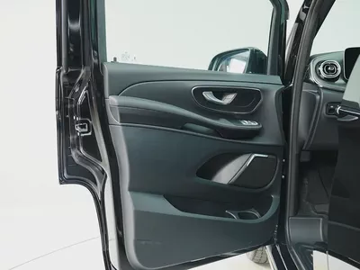 Dealer WARRANTY | GCC SPECS | 2026 Mercedes-Benz V300 AMG Line-14