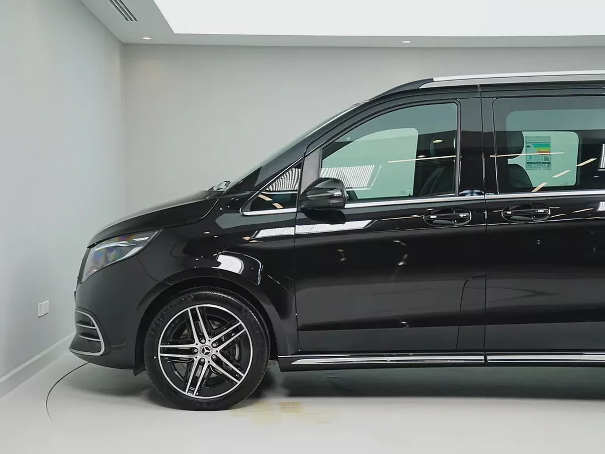 Dealer WARRANTY | GCC SPECS | 2026 Mercedes-Benz V300 AMG Line-3-3