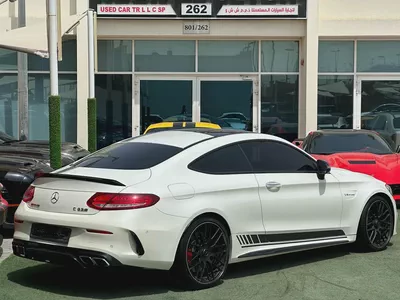 MERCEDES BENZ AMG C63s Gcc 2017 Edition 1 Original paint  4 buttons full option Full carbon fibre-4