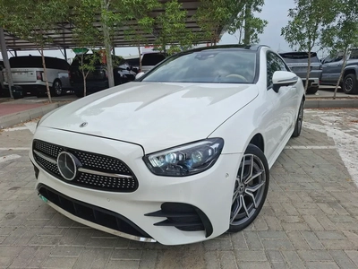 2023 Mercedes-Benz E 300 4MATIC - Korean Specs --0