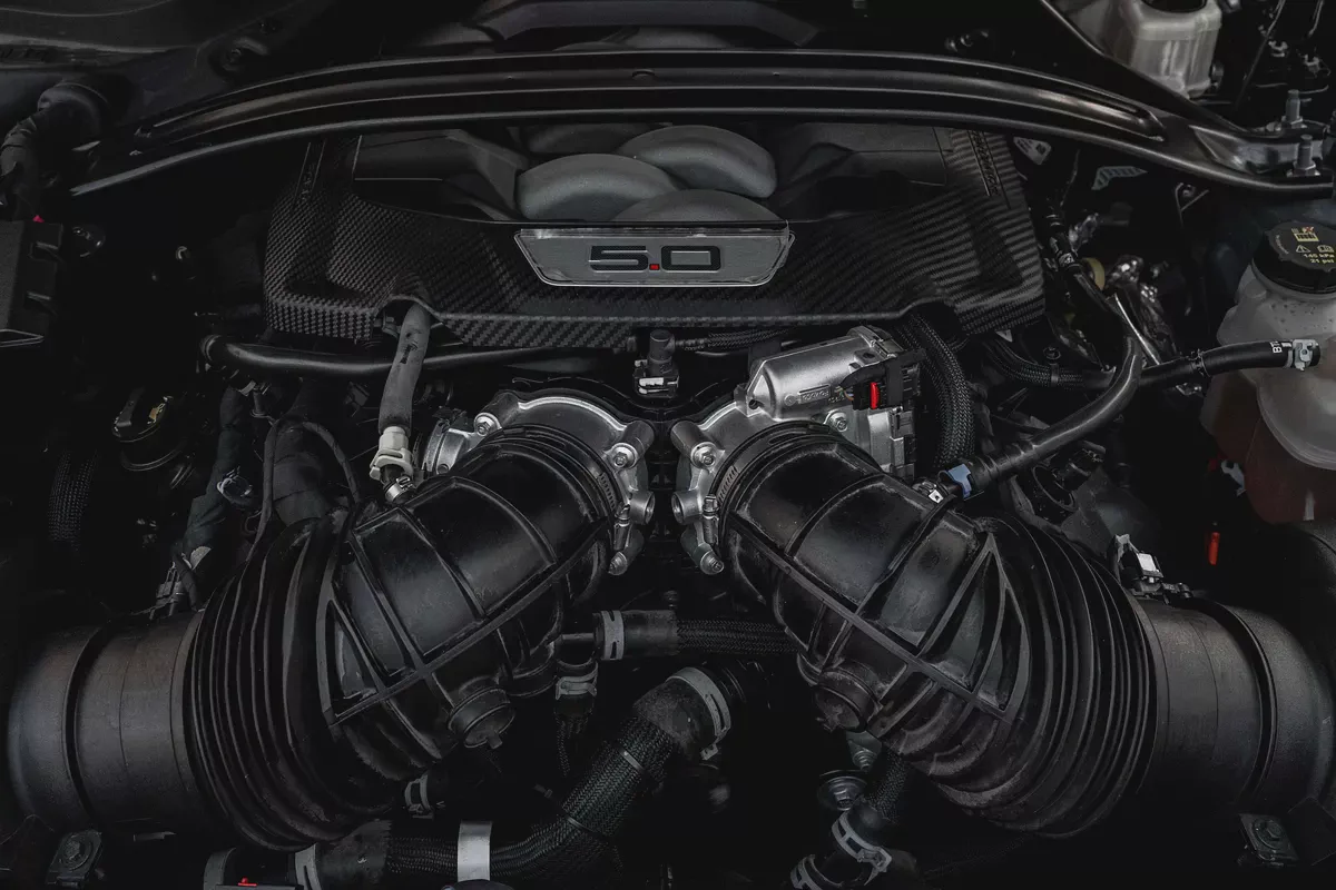 4,211 P.M |  Mustang GT | 0% Downpayment | FORD WARRANTY/SERVICE CONTRACT!-13-13