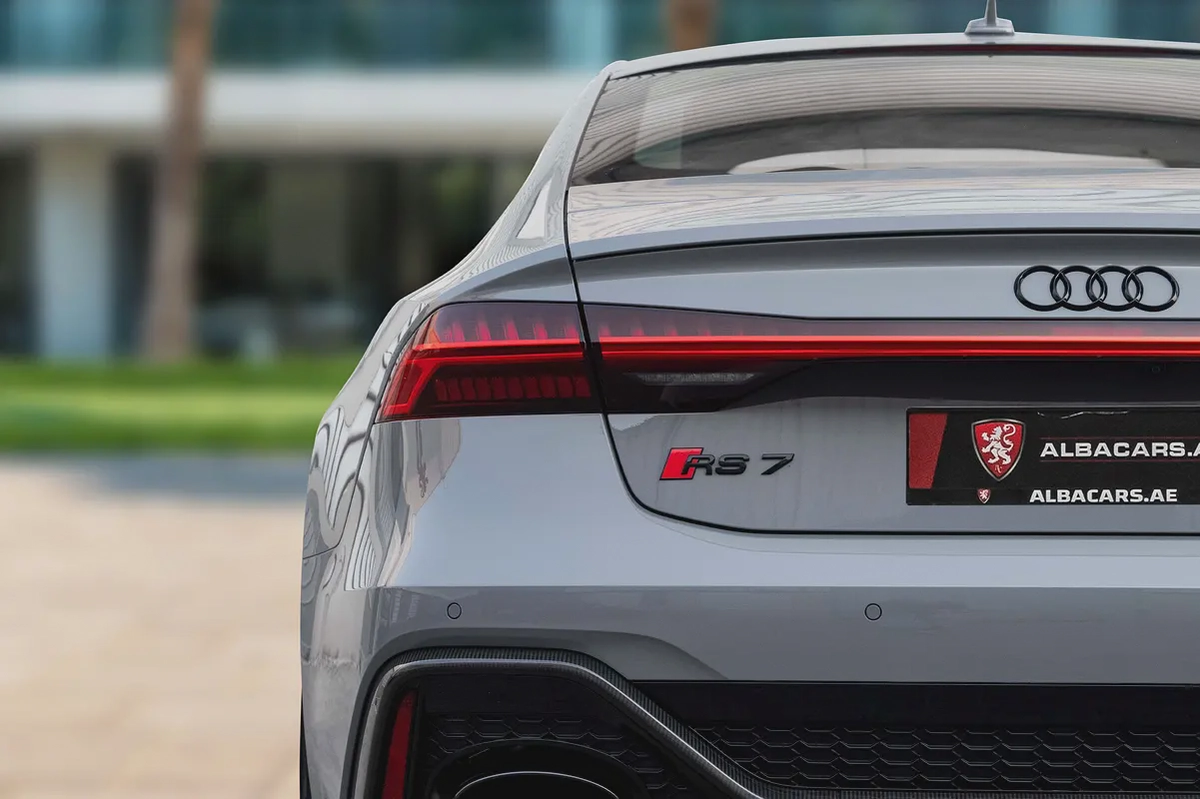 5,680 P.M | RS7 | 0% Downpayment | Perfect Condition!-5-5
