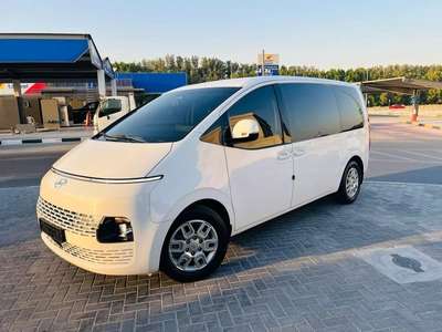 Hyundai Staria 11 seat-21