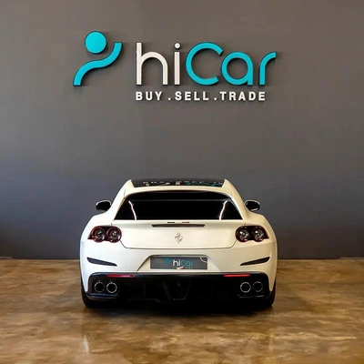 Ferrari GTC4Lusso V12 - 2017 - GCC Specs - Pristine Condition-3