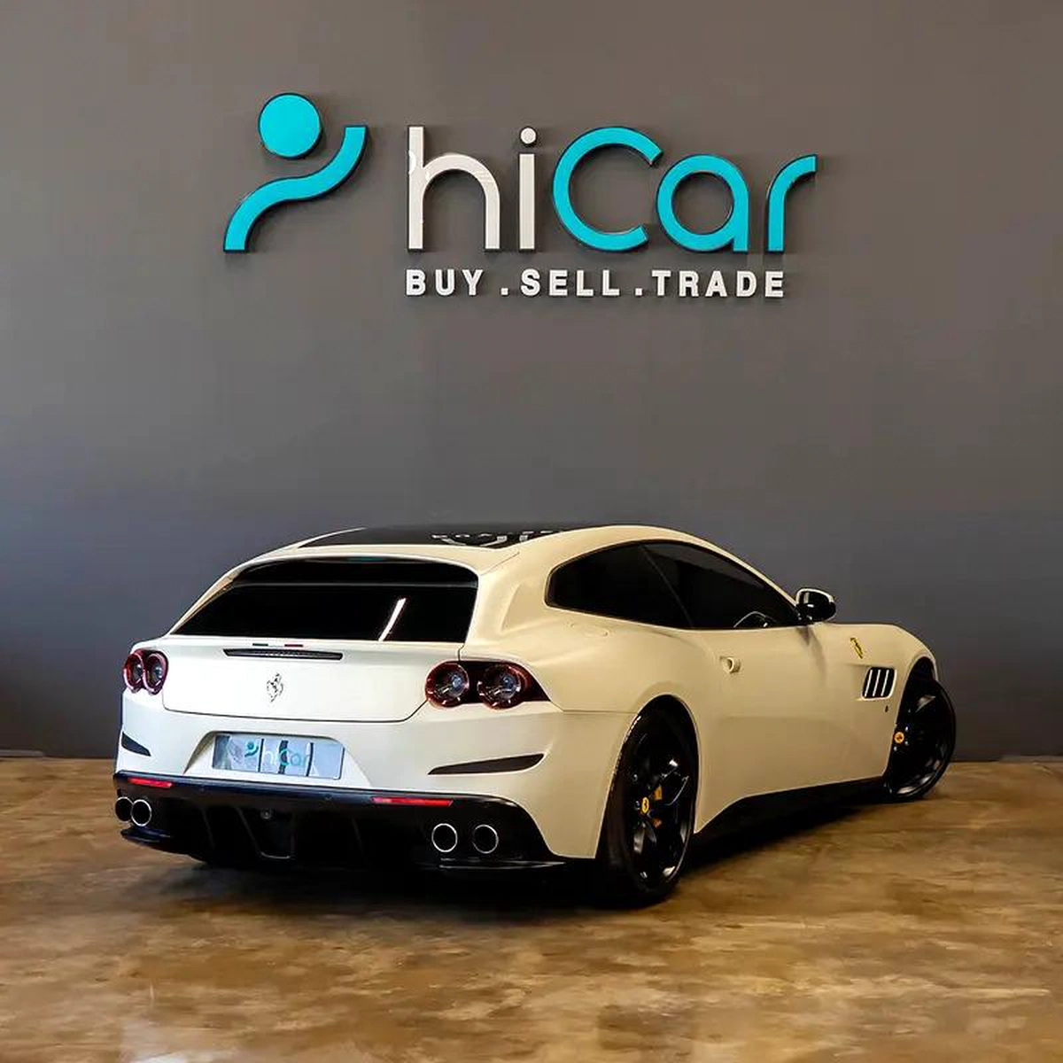 Ferrari GTC4Lusso V12 - 2017 - GCC Specs - Pristine Condition-13-13