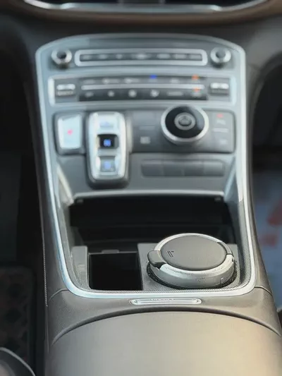 Hyundai Santa Fe Limited Ultimate 2024 GCC Specs-8