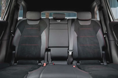 3,036 P.M |  GLB 200 AMG | 0% Downpayment | 2030 WARRANTY/SERVICE-10