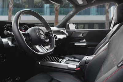 3,036 P.M |  GLB 200 AMG | 0% Downpayment | 2030 WARRANTY/SERVICE-8