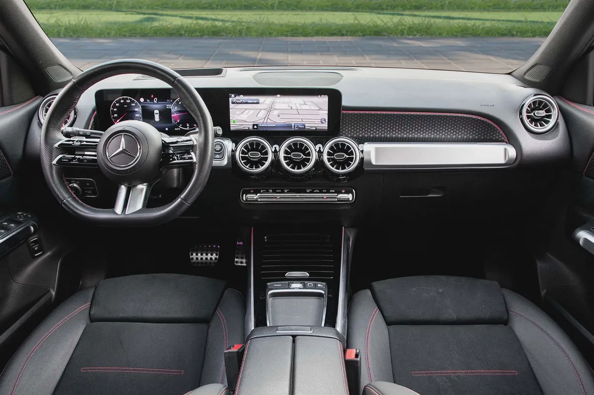 3,036 P.M |  GLB 200 AMG | 0% Downpayment | 2030 WARRANTY/SERVICE-7-7