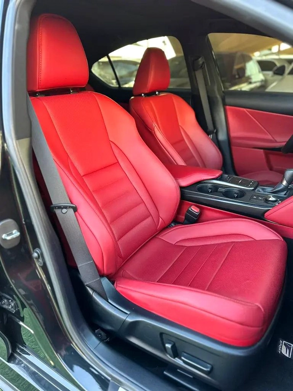 2024 Lexus IS 350 F Sport - GCC Specs - Brand New