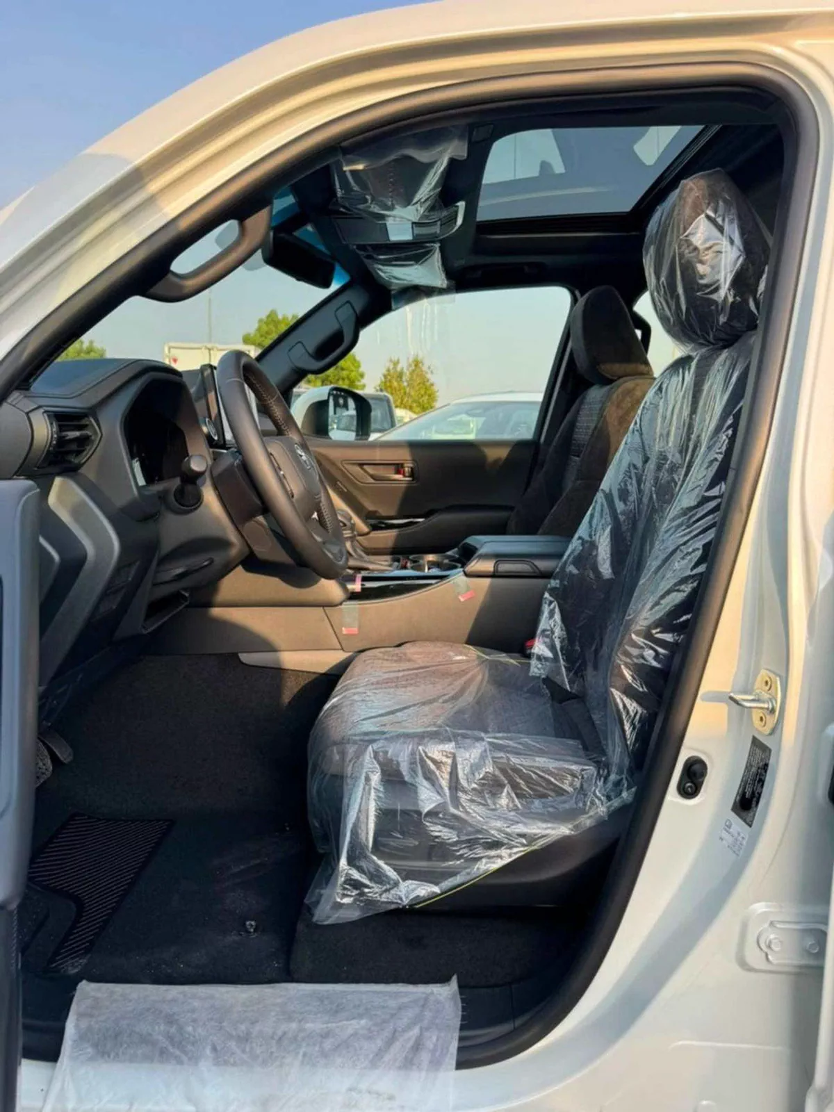 Toyota Land Cruiser GXR TWIN TURBO || 3.5L PETROL V6 | DRIVER PWR SEAT | SUNROOF | COOL BOX (CODE # GXR3B)-10-0