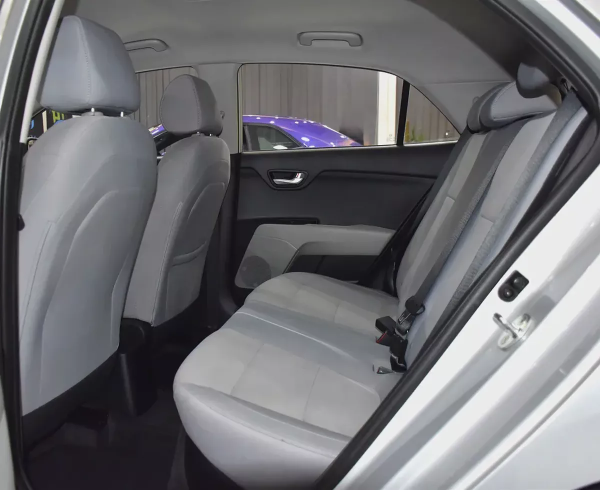 AED 575 EMi at 0% DP | KIA Rio ( 2021 Model ) in Silver Color GCC Specs-15-15