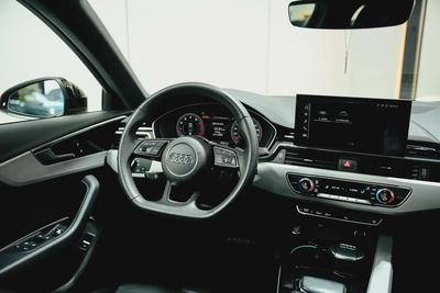 Audi A4 35 TFSI S-line 2023 | GCC Specs | Warranty | Pristine Condition-12