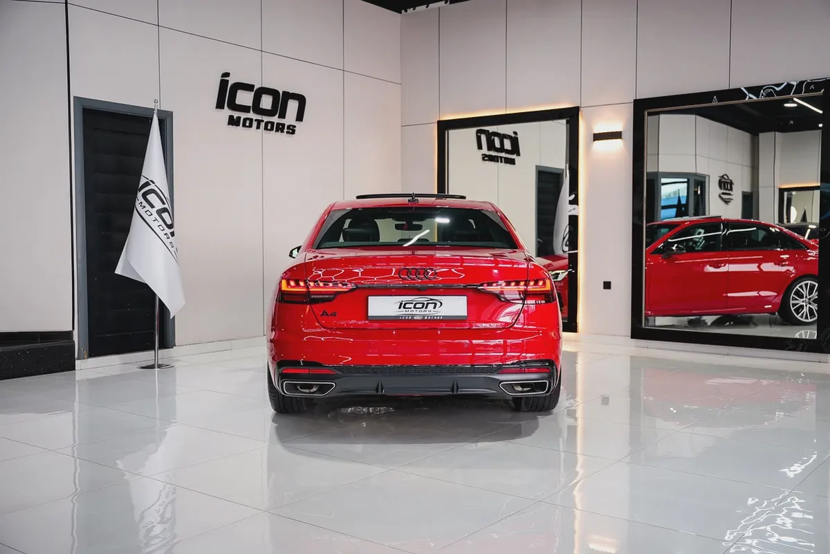 Audi A4 35 TFSI S-line 2023 | GCC Specs | Warranty | Pristine Condition-15-15