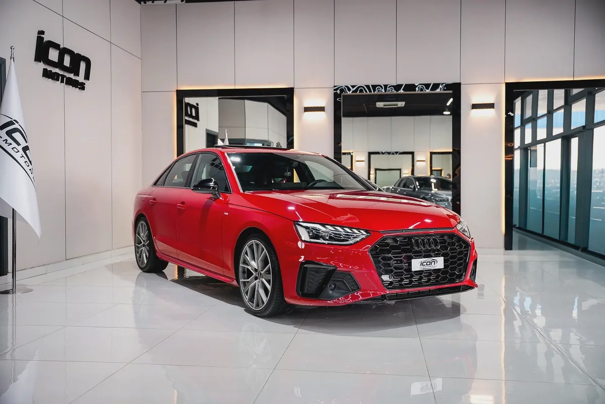 Audi A4 35 TFSI S-line 2023 | GCC Specs | Warranty | Pristine Condition
