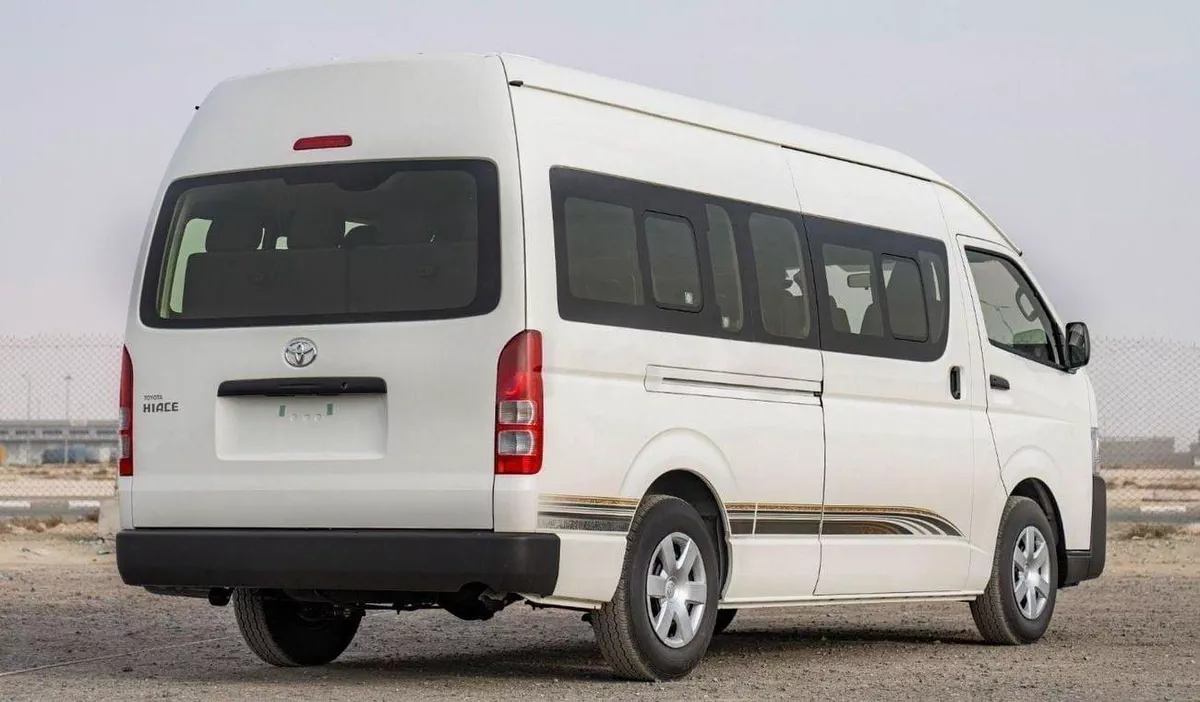 Toyota Hiace GL (LHD) TOYOTA HIACE HR 2.7P MT 16 SEATER MY2025 – WHITE-4-0