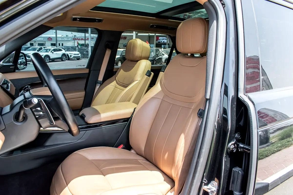 2023 - Land Rover Range Rover Sport SE - American Specs