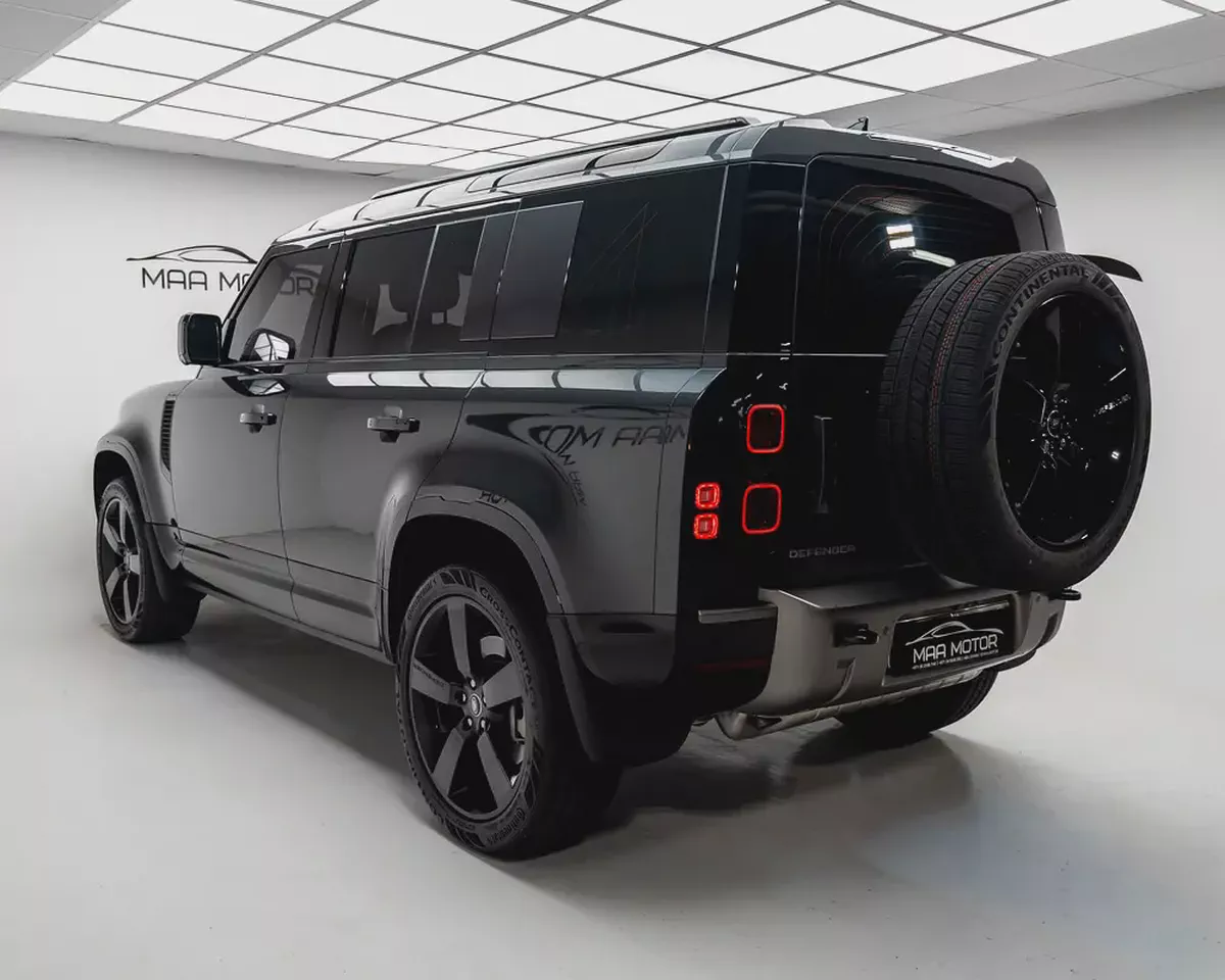 For sell : Land Rover Defender 110 X-Dynamic-5-5