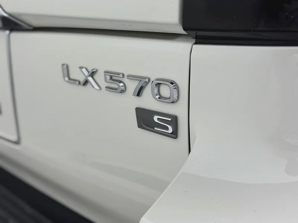Lexus LX570 Super Sport