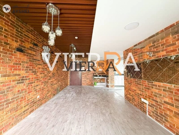 ROUNDABOUT FACING | BEAUTIFUL INTERIOR | SPACIOUS