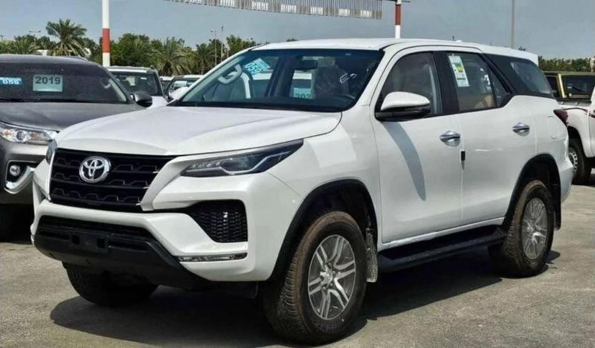 Toyota Fortuner EXR 2.7L petrol 2024-2-0