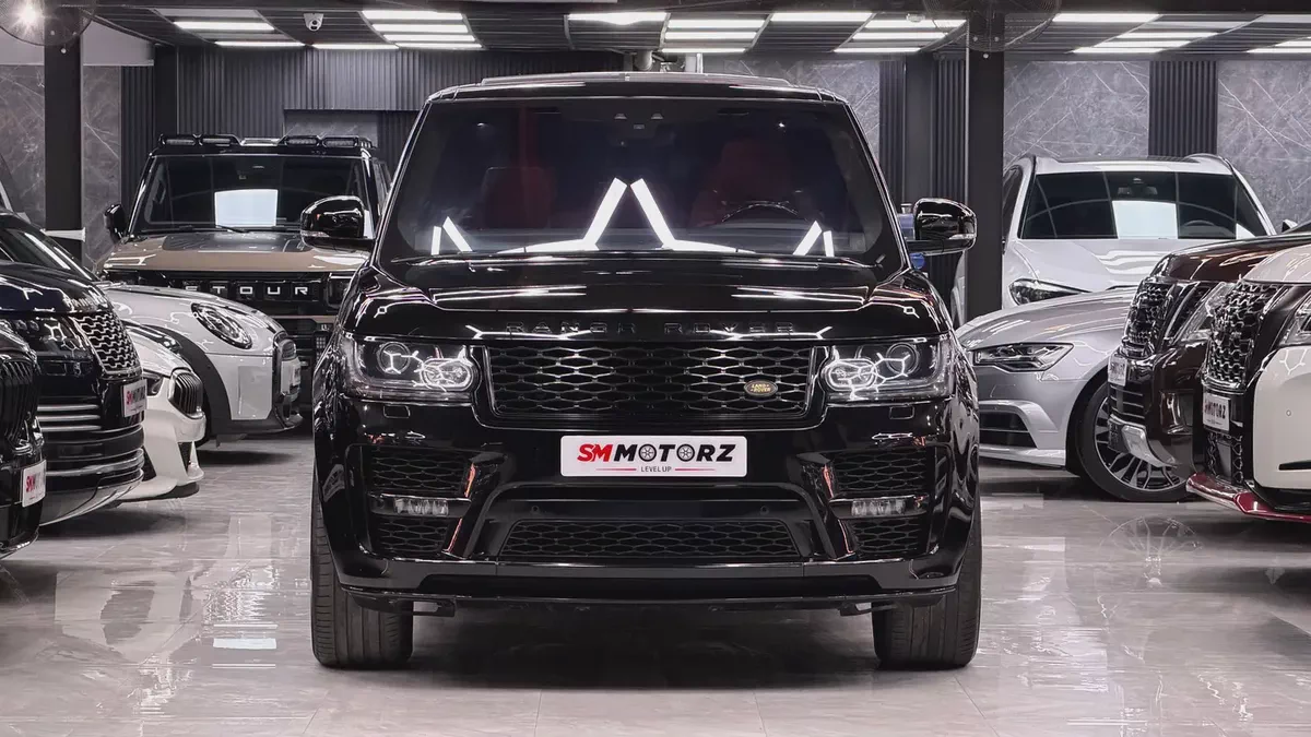 Land Rover Range Rover HSE 2017 | GCC Specs | Pristine Condition-3-3
