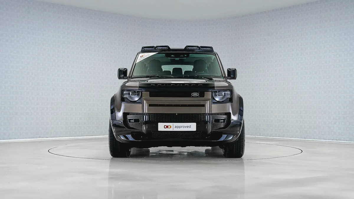 UAEs Very Best Example | 2 Years Free Servicing | AED 3,980 Per Month | P400 First Edition 7 Seater-9-9