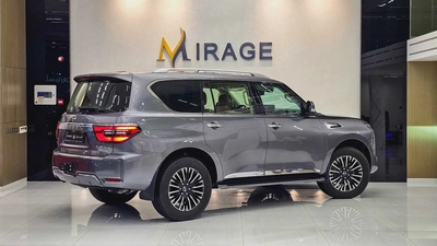 NISSAN - PATROL - LE PLATINUM - V 8 - 2024 MODEL - GCC SPECS - 18000KM - GREY COLOR-15